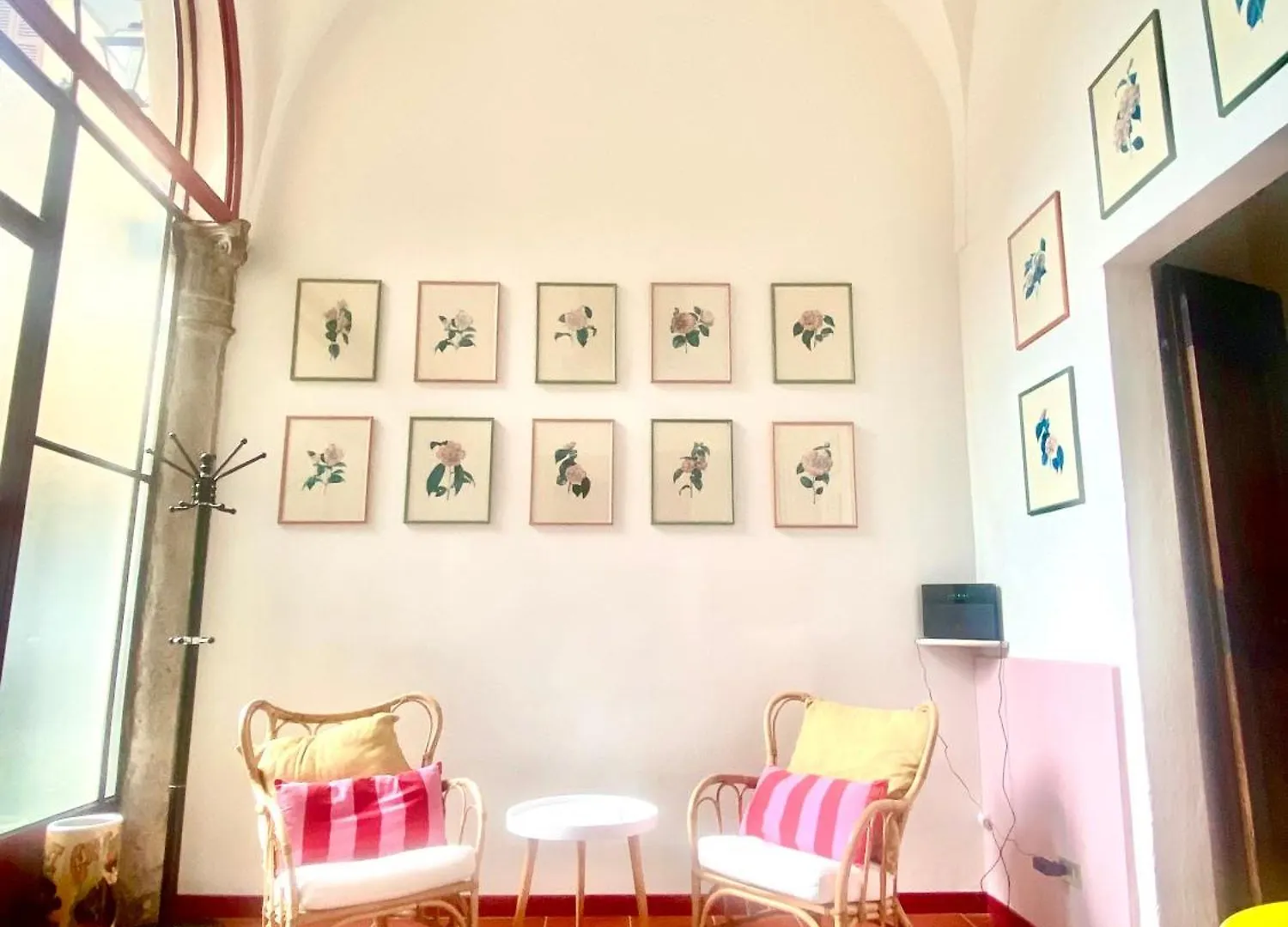 Cozy Corner Apartment Brescia Italy